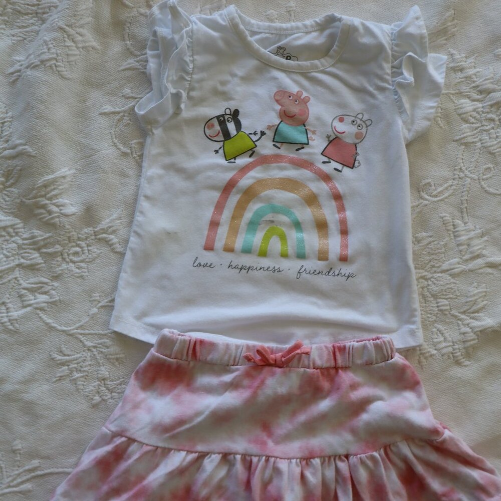 Peppa Pig Matching Set Rainbow top with pink tye dye skirt/skort 3T
